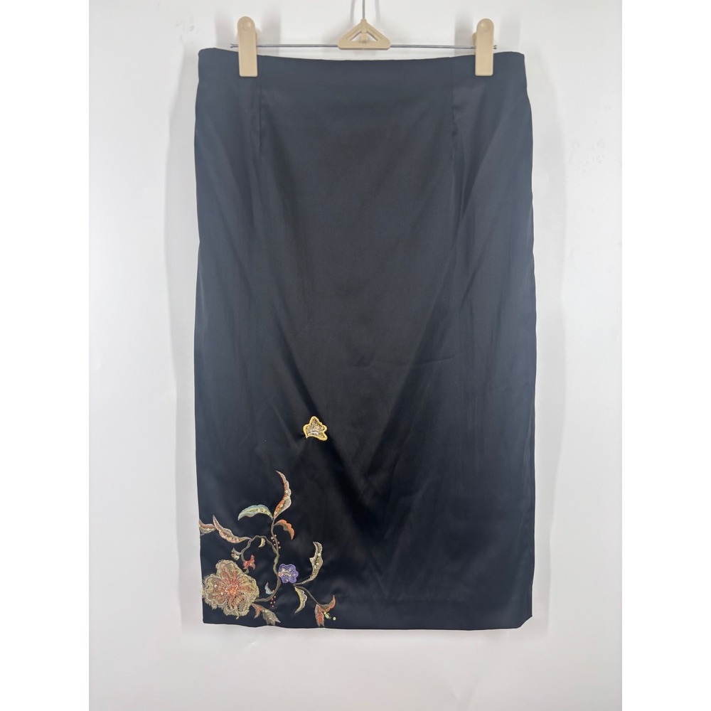 Julian Joyce Mandalay Black Satin Floral Embroidered Sequin Pencil Skirt Size 8